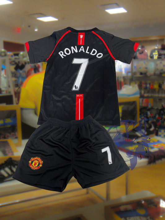Manchester United Retro Kids Uniform
